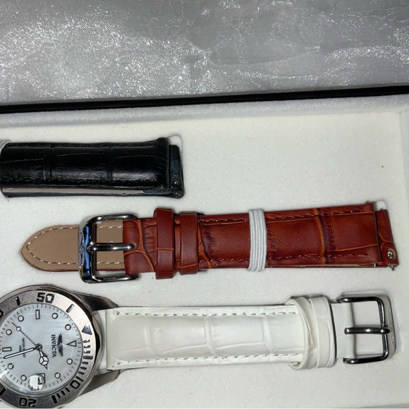 Watch, Invicta Pro-Diver Women’s Watch, NWOT - Picture 7 of 13